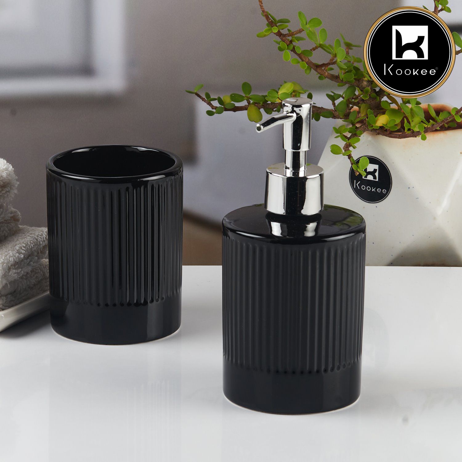 Ceramic Bathroom Accessories Set of 2 with Soap Dispenser (V-CBS-003-5)