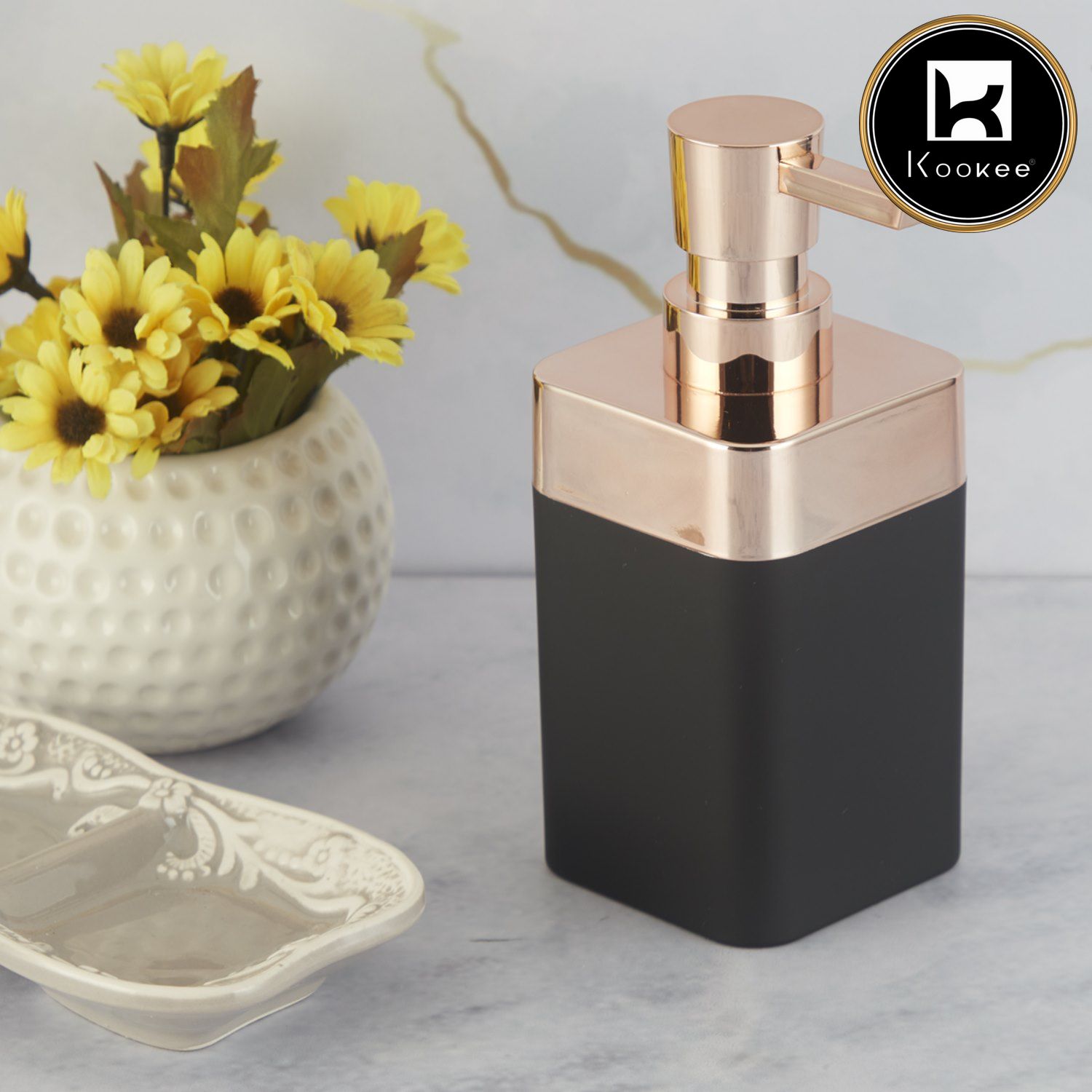 Kookee Acrylic Soap Dispensers, Black, ART09954
