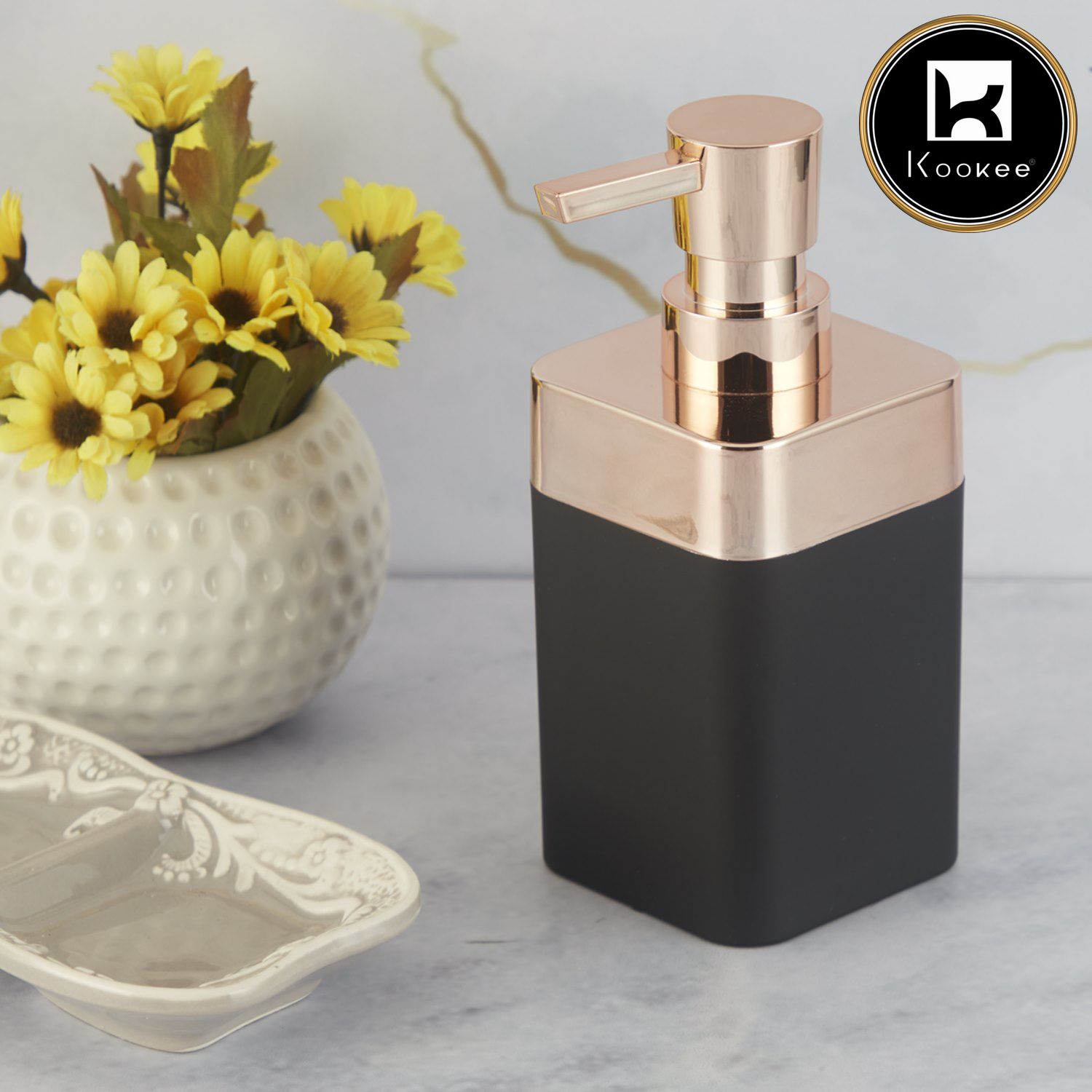 Kookee Acrylic Soap Dispensers, Black, ART09954