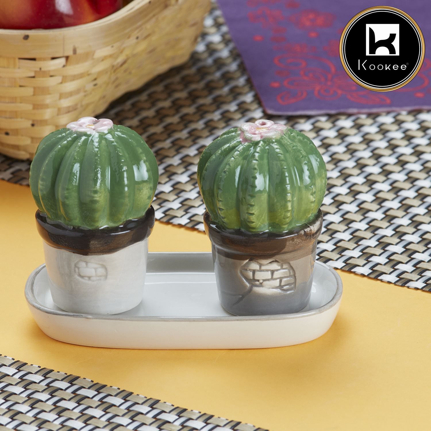 Kookee Ceramic Salt Pepper Container Set with tray (9981)