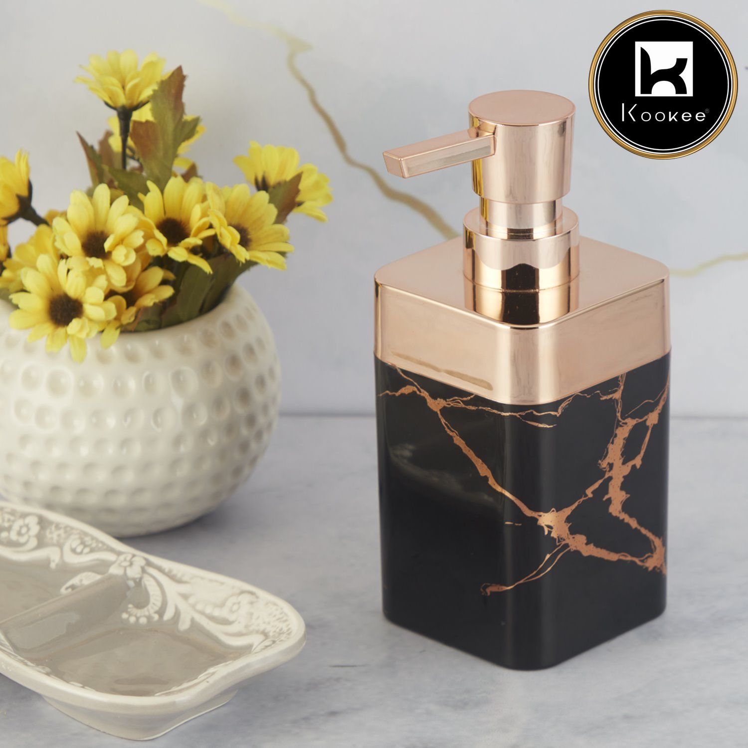 Kookee Acrylic Soap Dispensers, Black, ART09996
