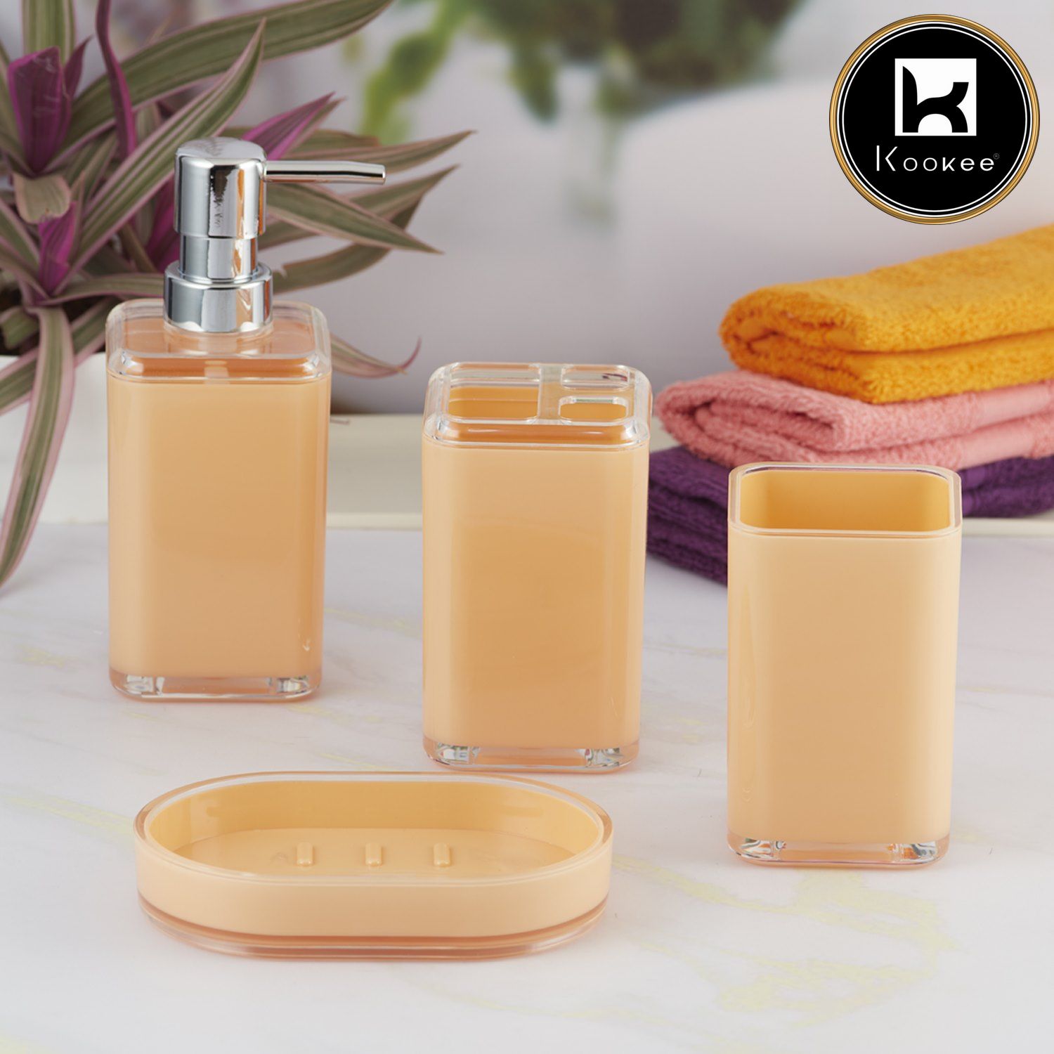 Acrylic Set of 4 Bath Set with Soap Dispenser (10047)