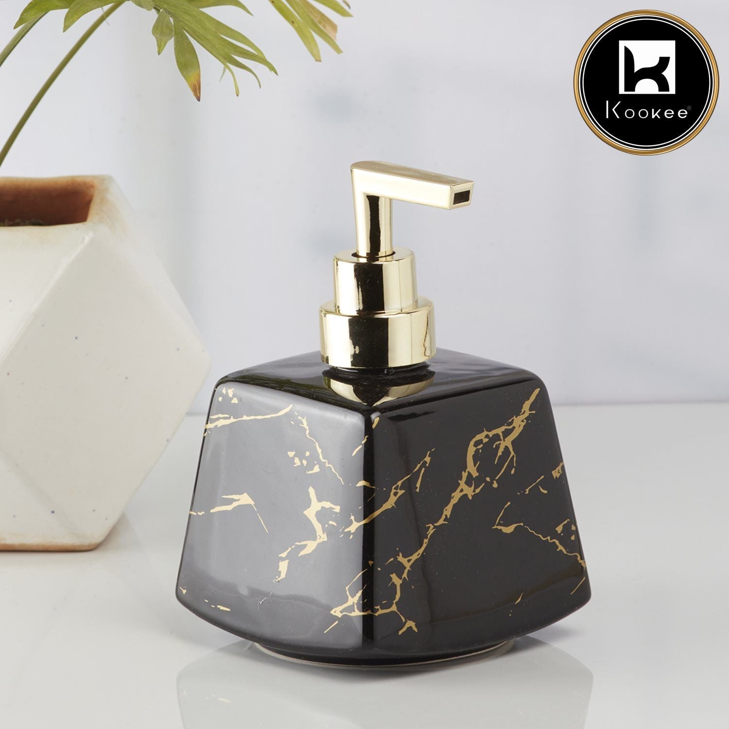 Ceramic Soap Dispenser for handwash for Bathroom, Black/Gold, (Set of 1) (10153)