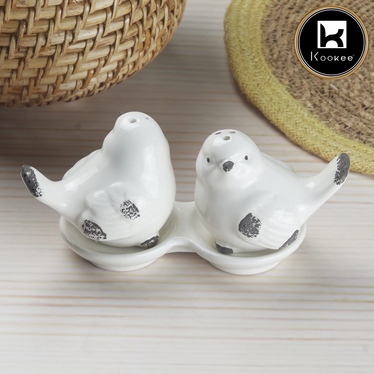 Ceramic Salt and Pepper Set with tray, Sparrow, White (10279)