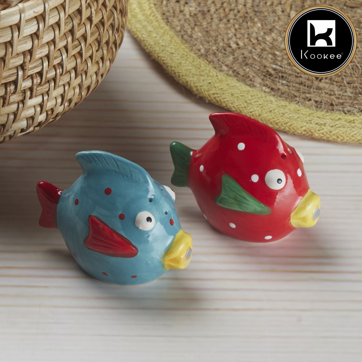 Ceramic Salt and Pepper Set with tray, Fish Design (V-SALT-005-1)