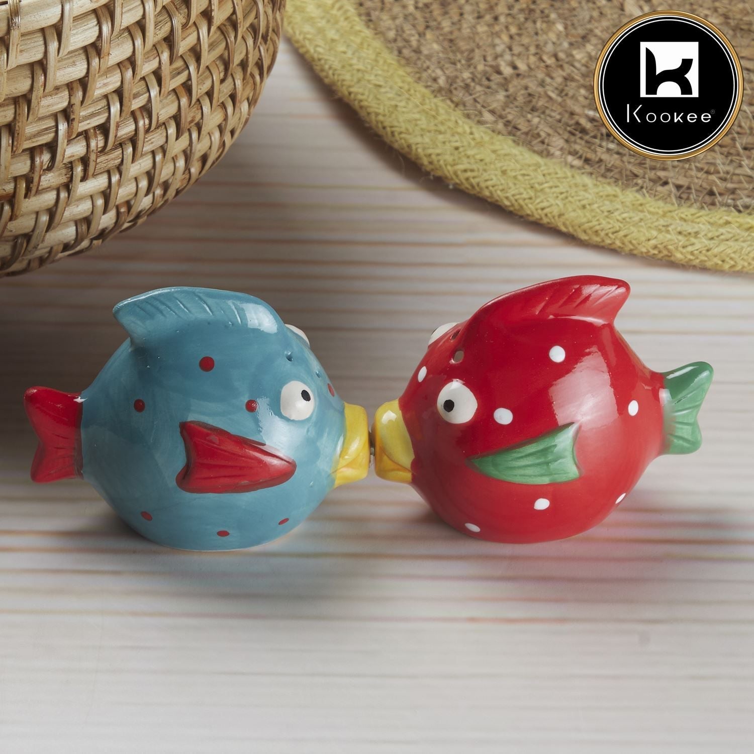 Ceramic Salt and Pepper Set with tray, Fish Design (V-SALT-005-1)