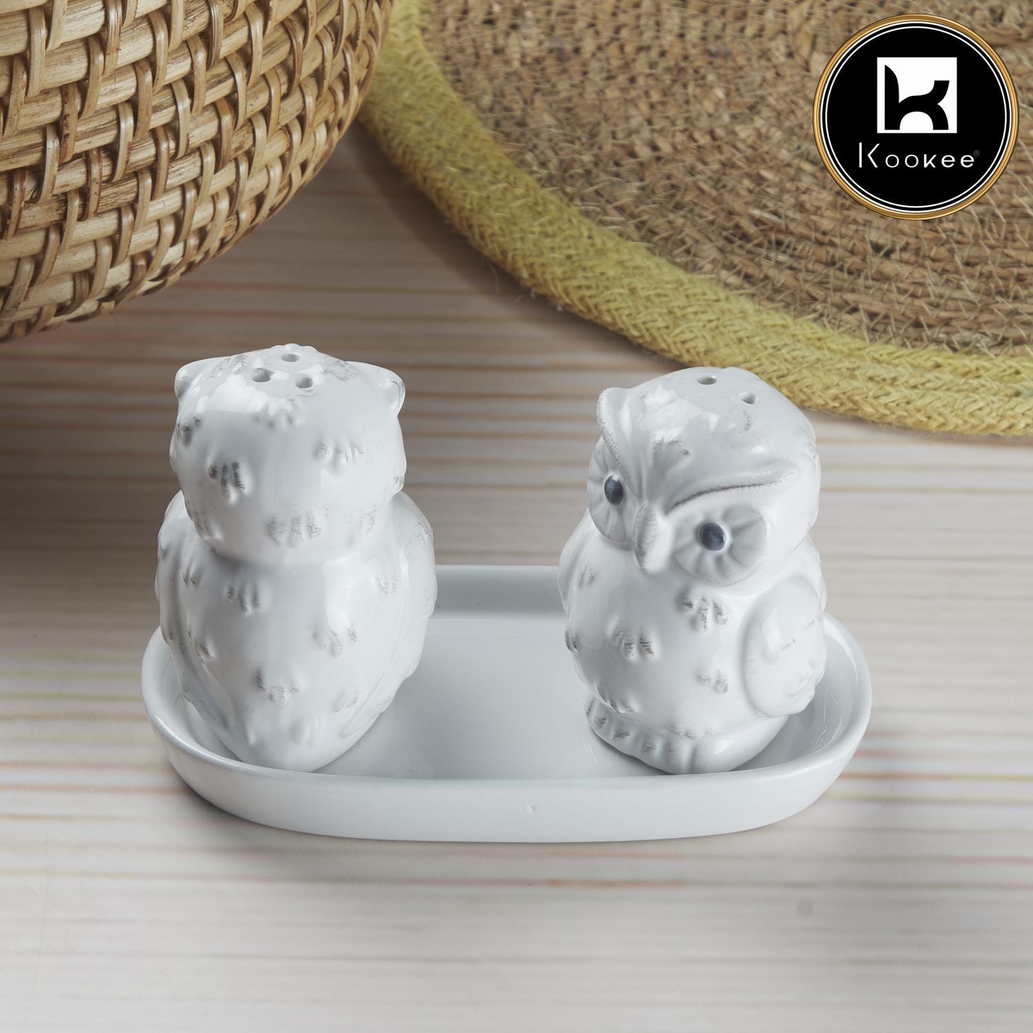 Ceramic Salt and Pepper Set with tray, Owl Design, White (10283)