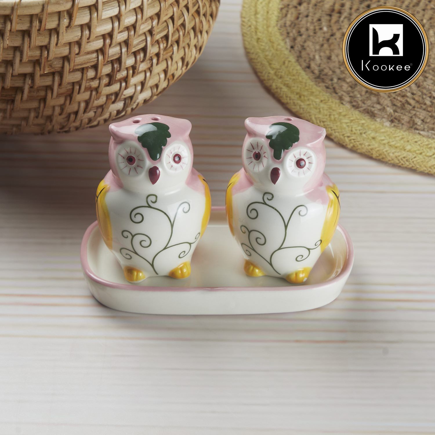 Kookee Ceramic Salt and Pepper Set with tray, Owl Design, Pink (10284)