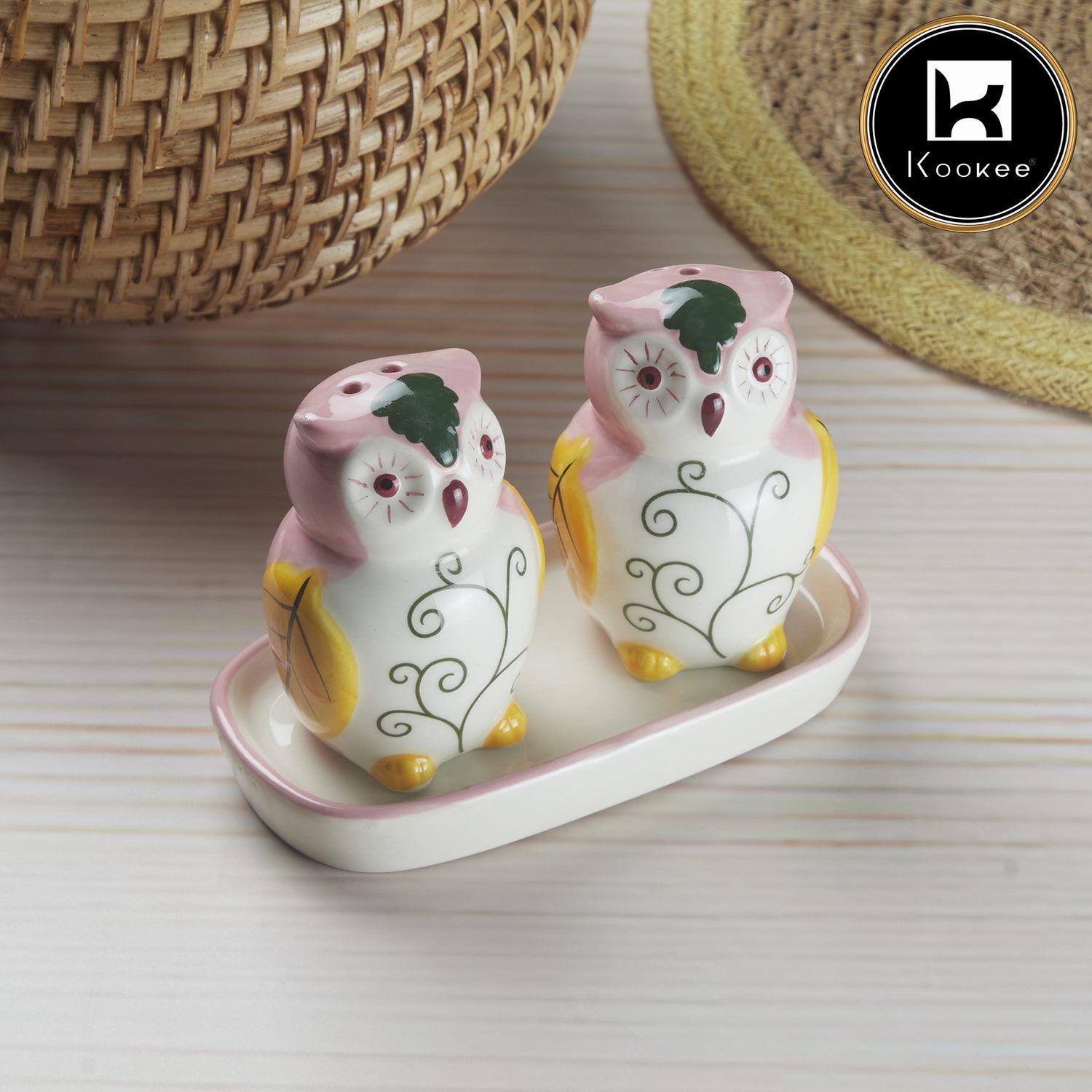 Ceramic Salt and Pepper Set with tray, Owl Design, Pink (10284)