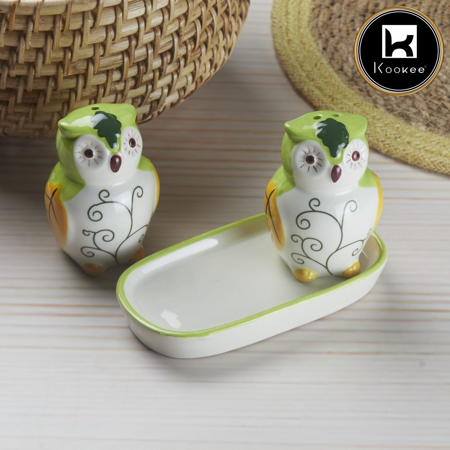 Kookee Ceramic Salt and Pepper Set with tray, Owl Design, Green (10286)