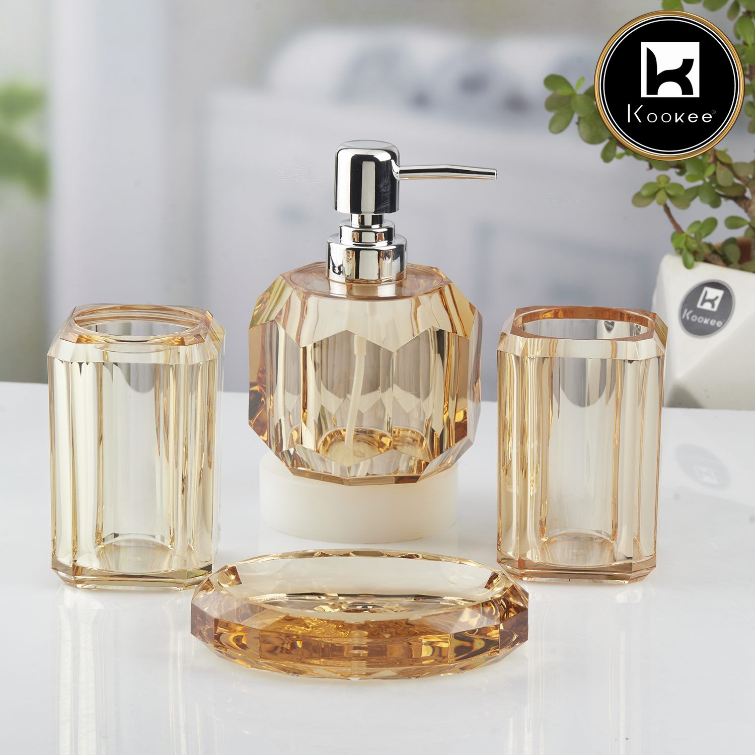 Acrylic Bathroom Set of 4 with Soap Dispenser (10720)