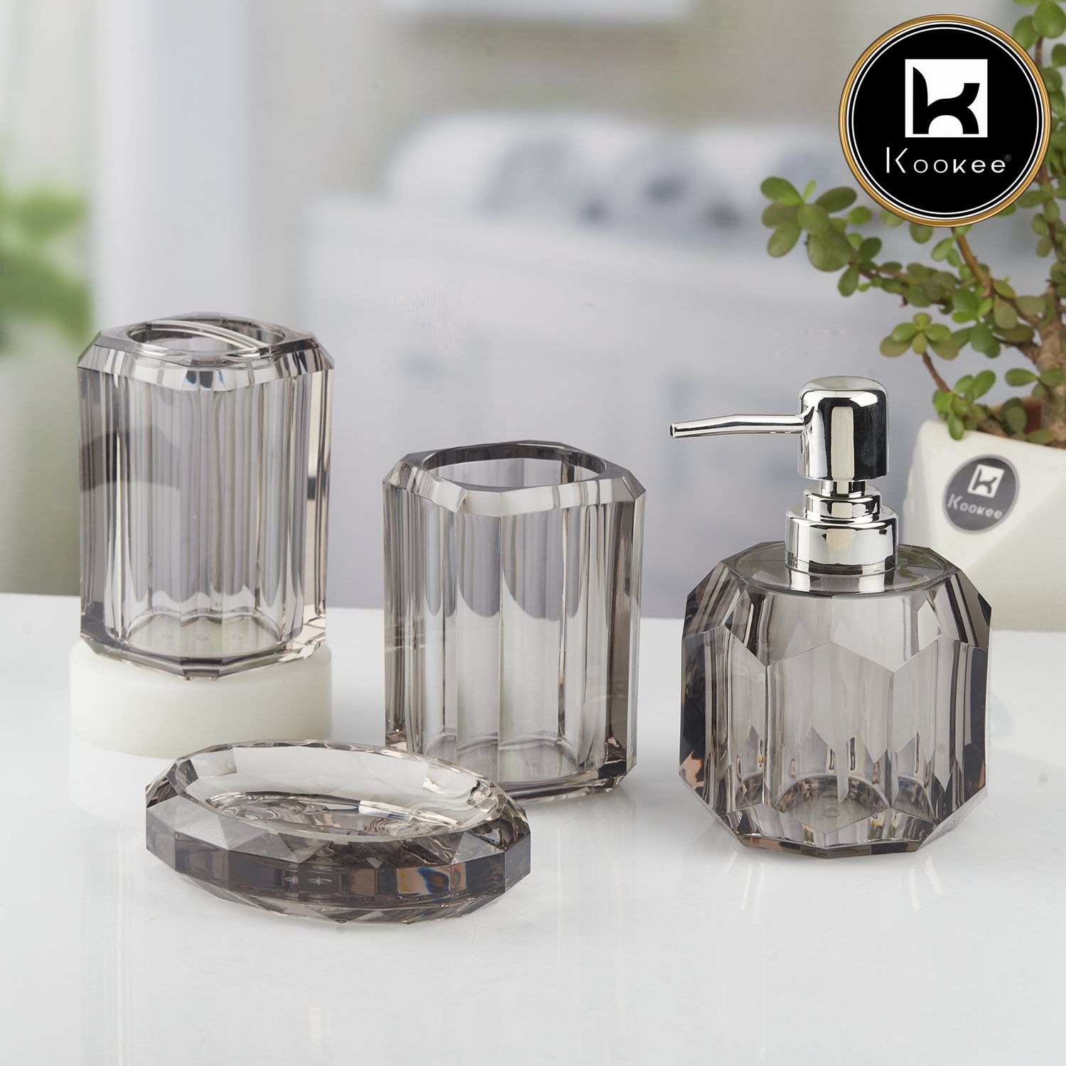 Acrylic Bathroom Set of 4 with Soap Dispenser (10722)