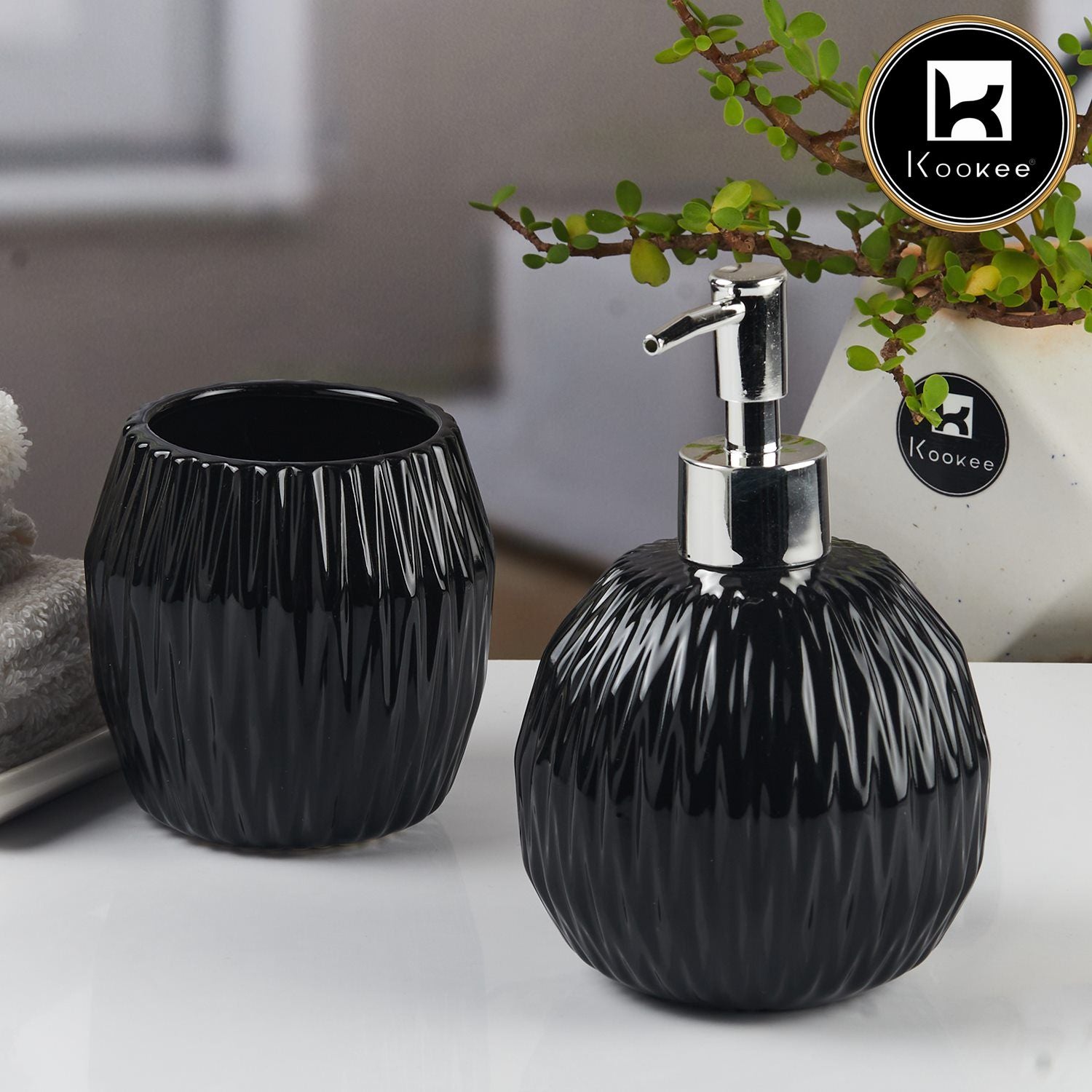 Kookee Ceramic Bathroom Sets, Black, ART11106
