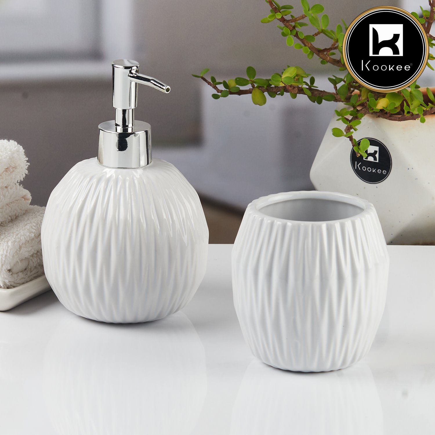Kookee Ceramic Bathroom Sets, White, ART11108