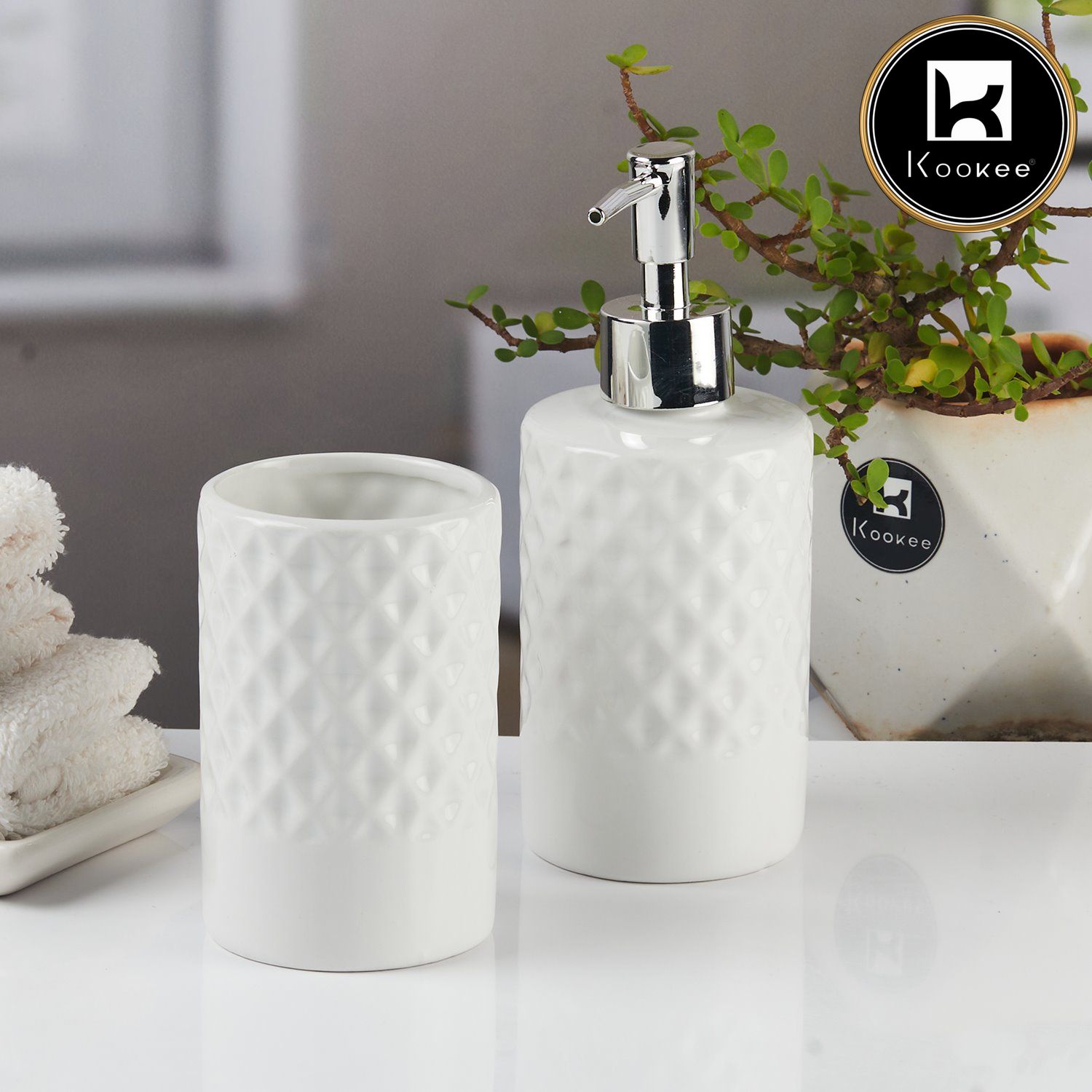 Ceramic Bathroom Accessories Set of 2 with Soap Dispenser (11120)