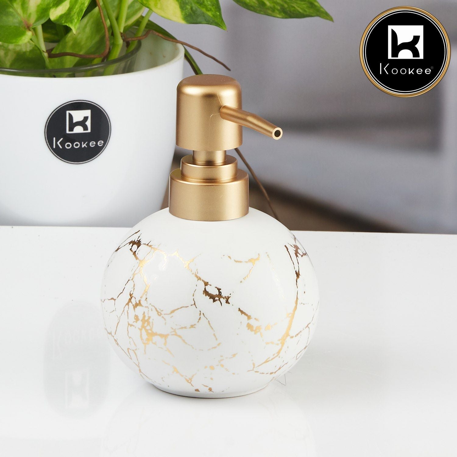 Ceramic Soap Dispenser for handwash for Bathroom, Black/Gold, (Set of 1) (11333)