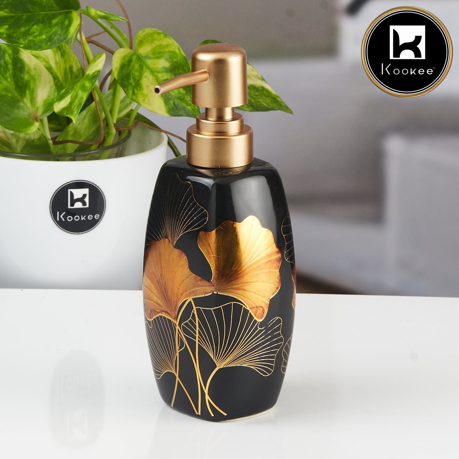 Ceramic Soap Dispenser for handwash for Bathroom, Black/Gold, (Set of 1) (11342)