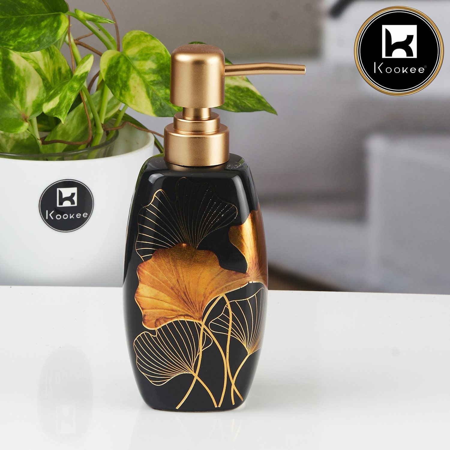 Ceramic Soap Dispenser for handwash for Bathroom, Black/Gold (Set of 1) (11342)