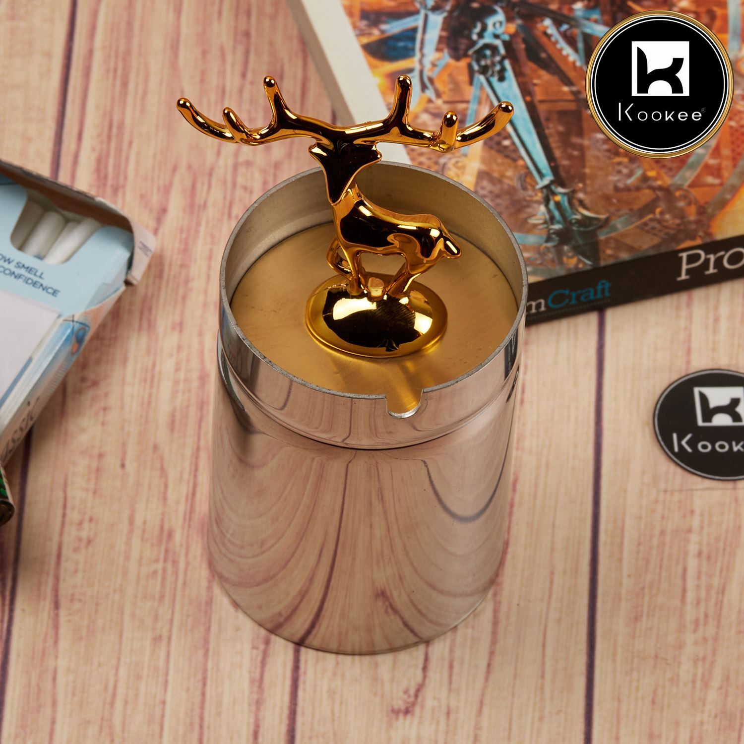 Stainless Steel Ash Tray with Lid for Cigarettes, X-Large, Set of 1 (11487)