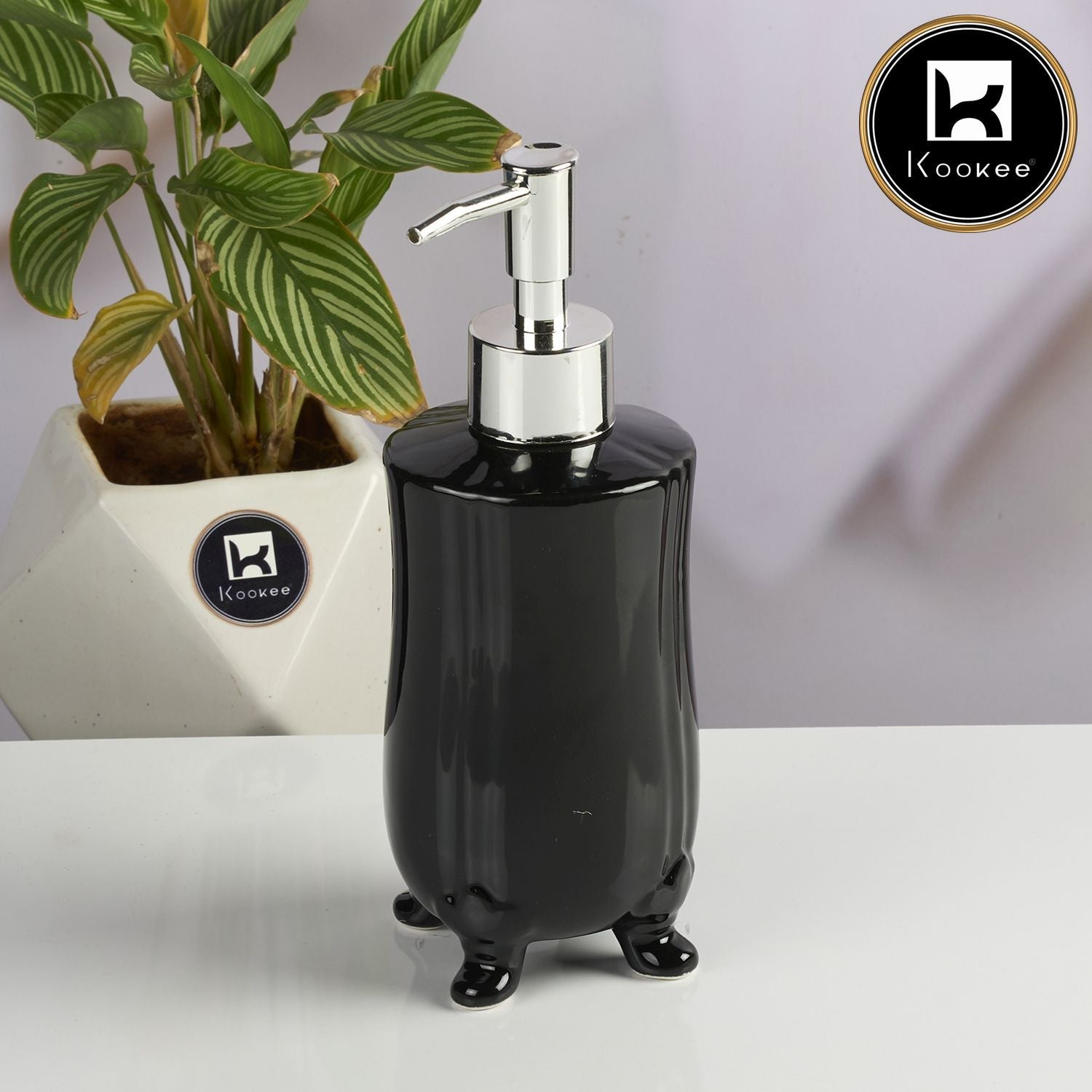 Ceramic Soap Dispenser for handwash for Bathroom, Black, (Set of 1) (11575)