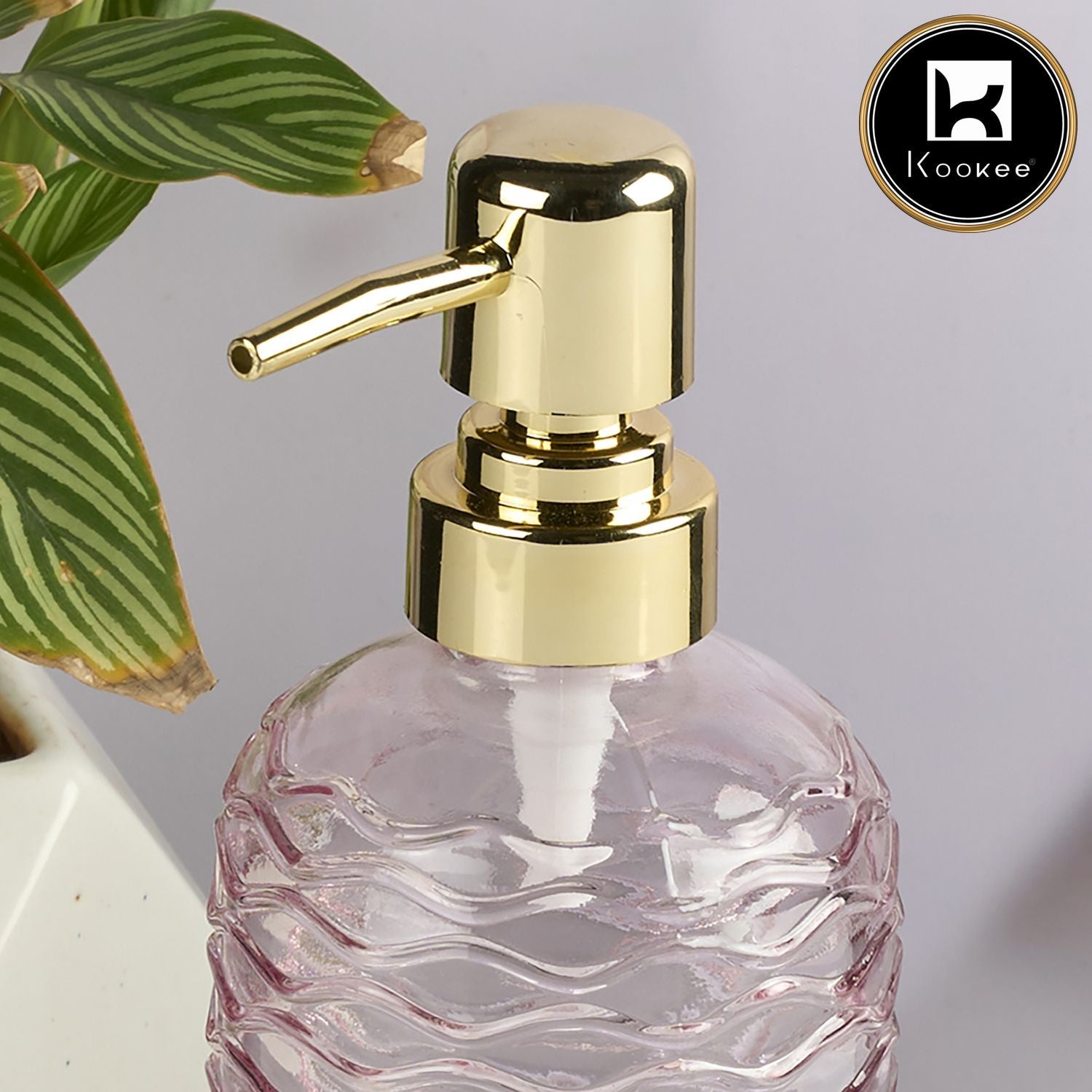 Glass Soap Dispenser for handwash, Pink (Set of 1) (11911)