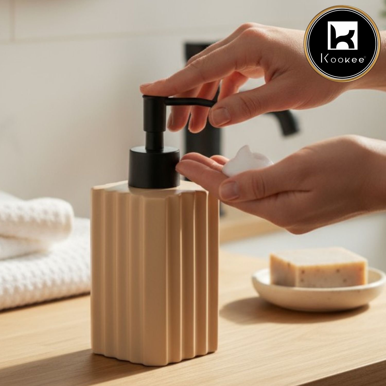 Ceramic Soap Dispenser for handwash for Bathroom, Beige, (Set of 1) (12236)