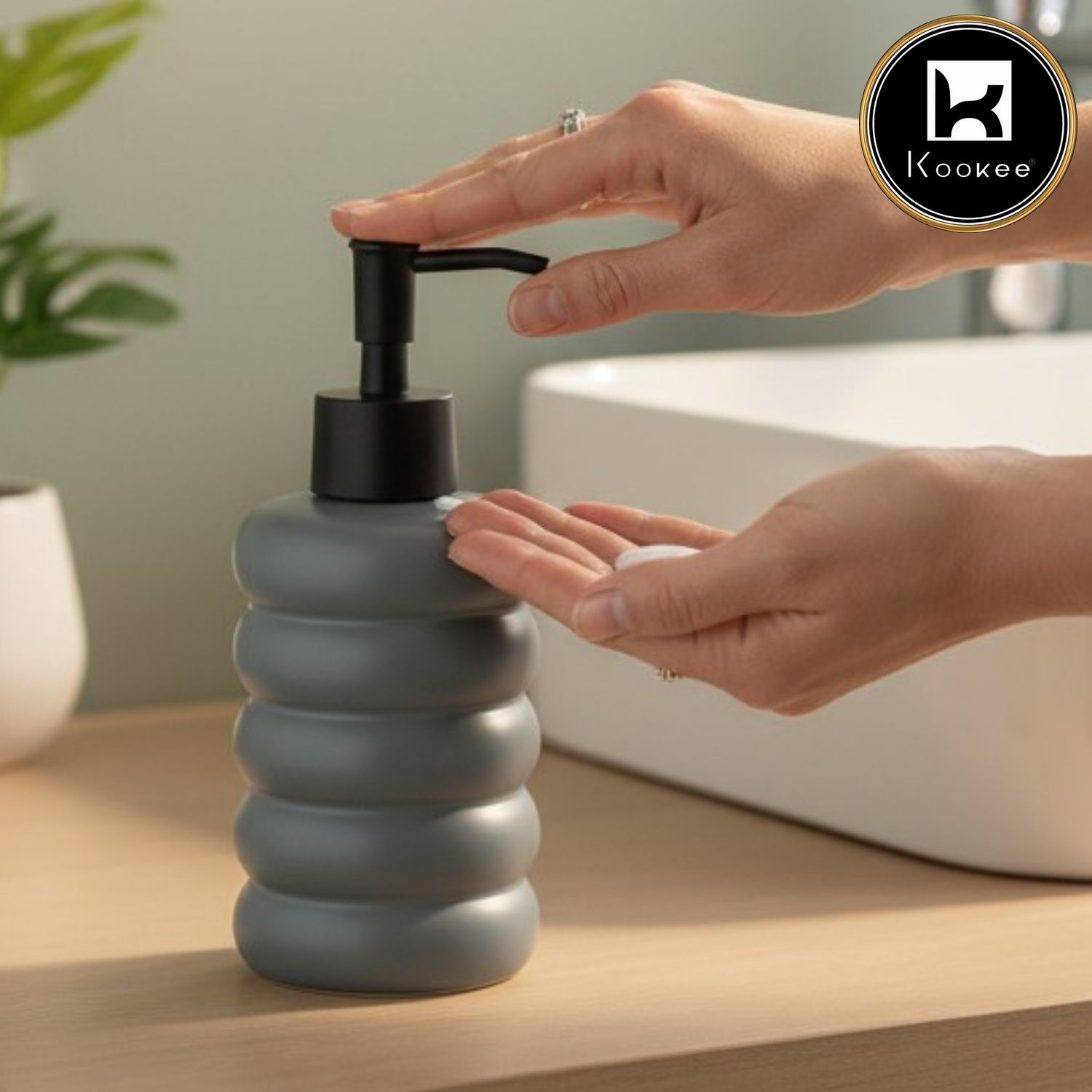 Ceramic Soap Dispenser for handwash for Bathroom, Grey, (Set of 1) (12239)