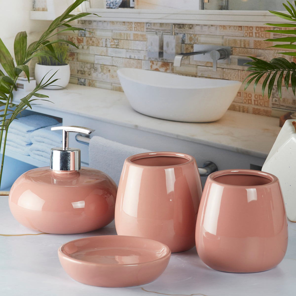 Ceramic Bathroom Accessories Set of 4 Bath Set with Soap Dispenser (5755)