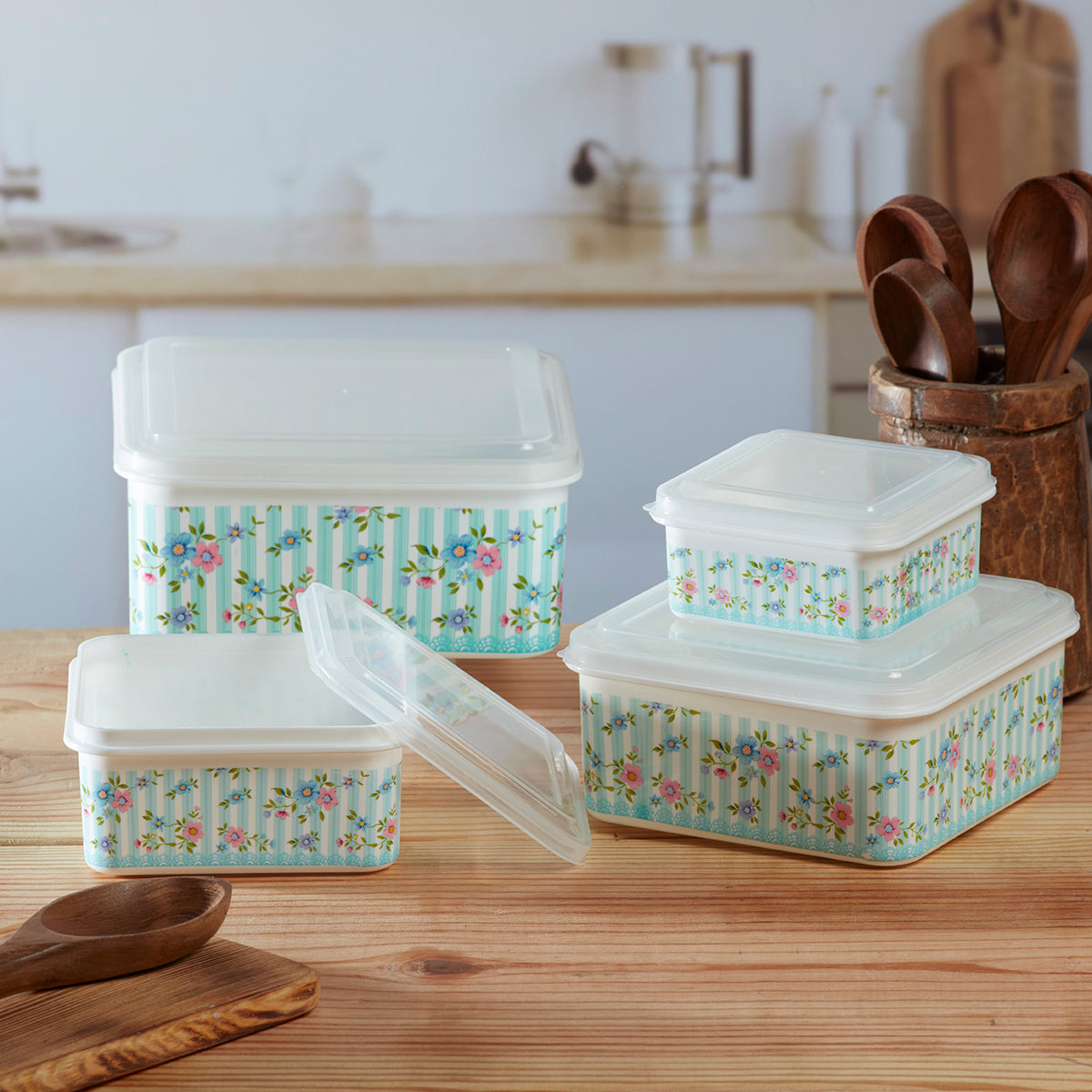 Plastic Airtight Food Storage Container with Lid, Set of 4, Square (141-HI)