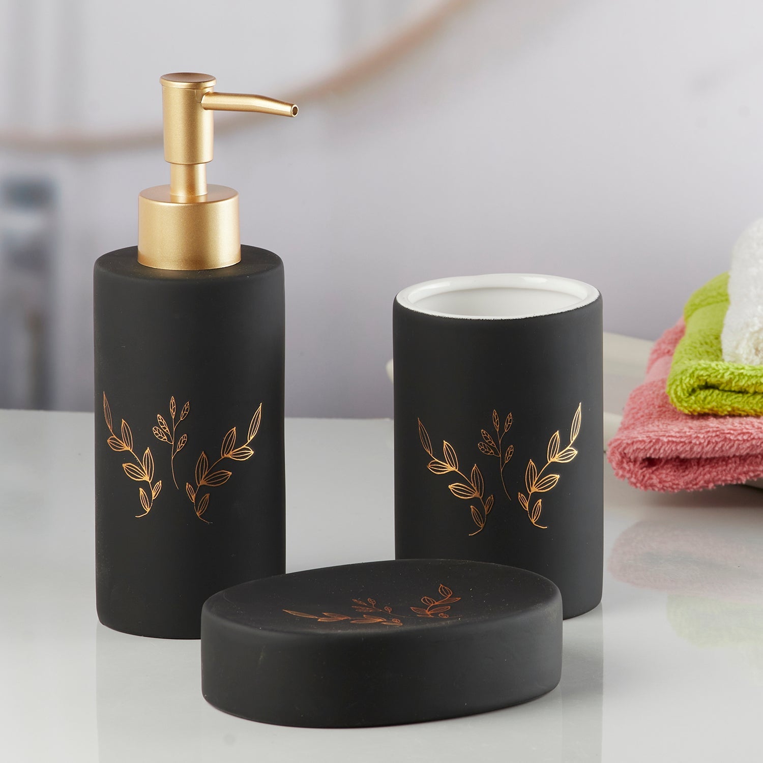 Ceramic Bathroom Accessories Set of 3 Bath Set with Soap Dispenser (7644)