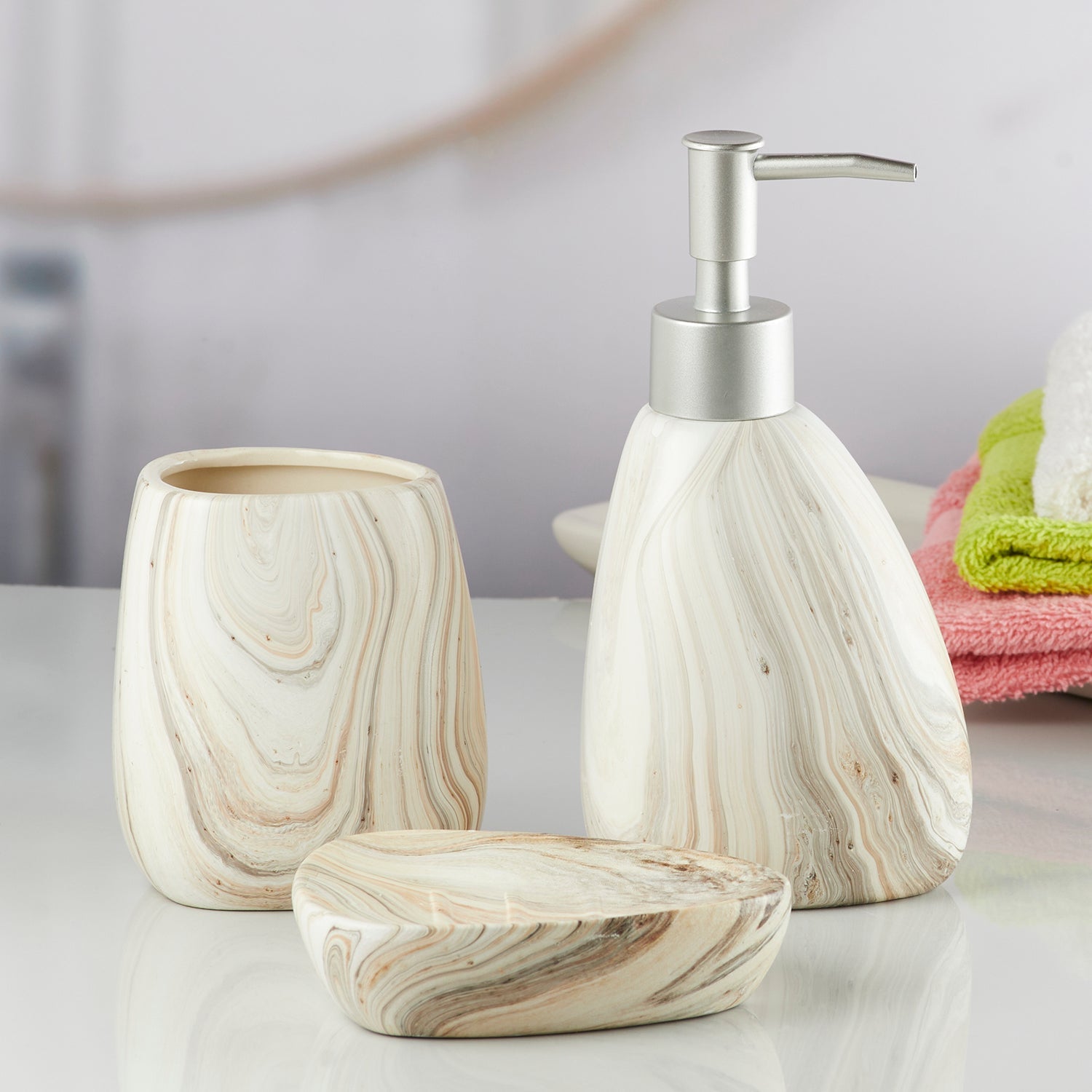 Ceramic Bathroom Accessories Set of 3 Bath Set with Soap Dispenser (7646)