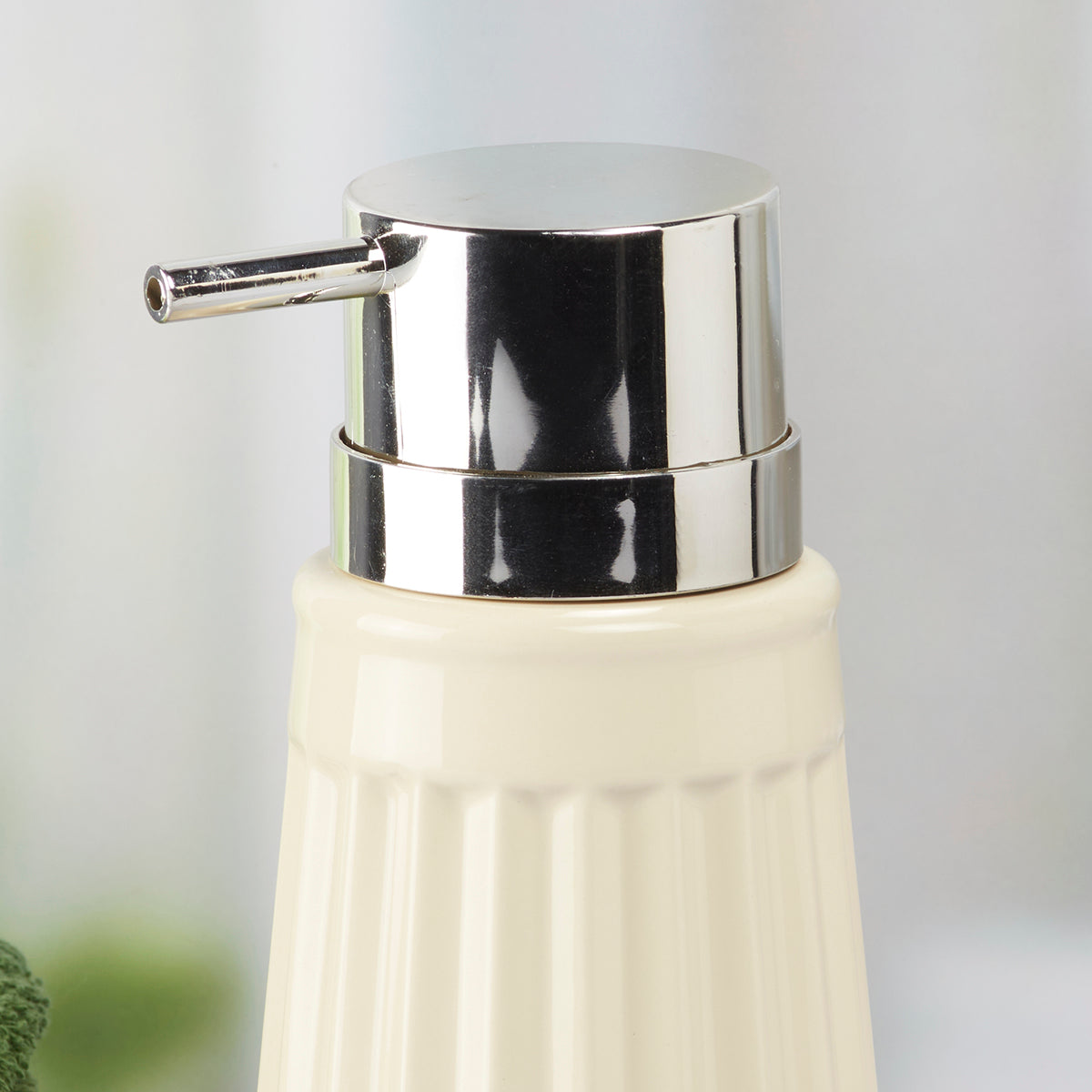 Ceramic Soap Dispenser Pump for Bathroom for Bath Gel, Lotion, Shampoo (7981)