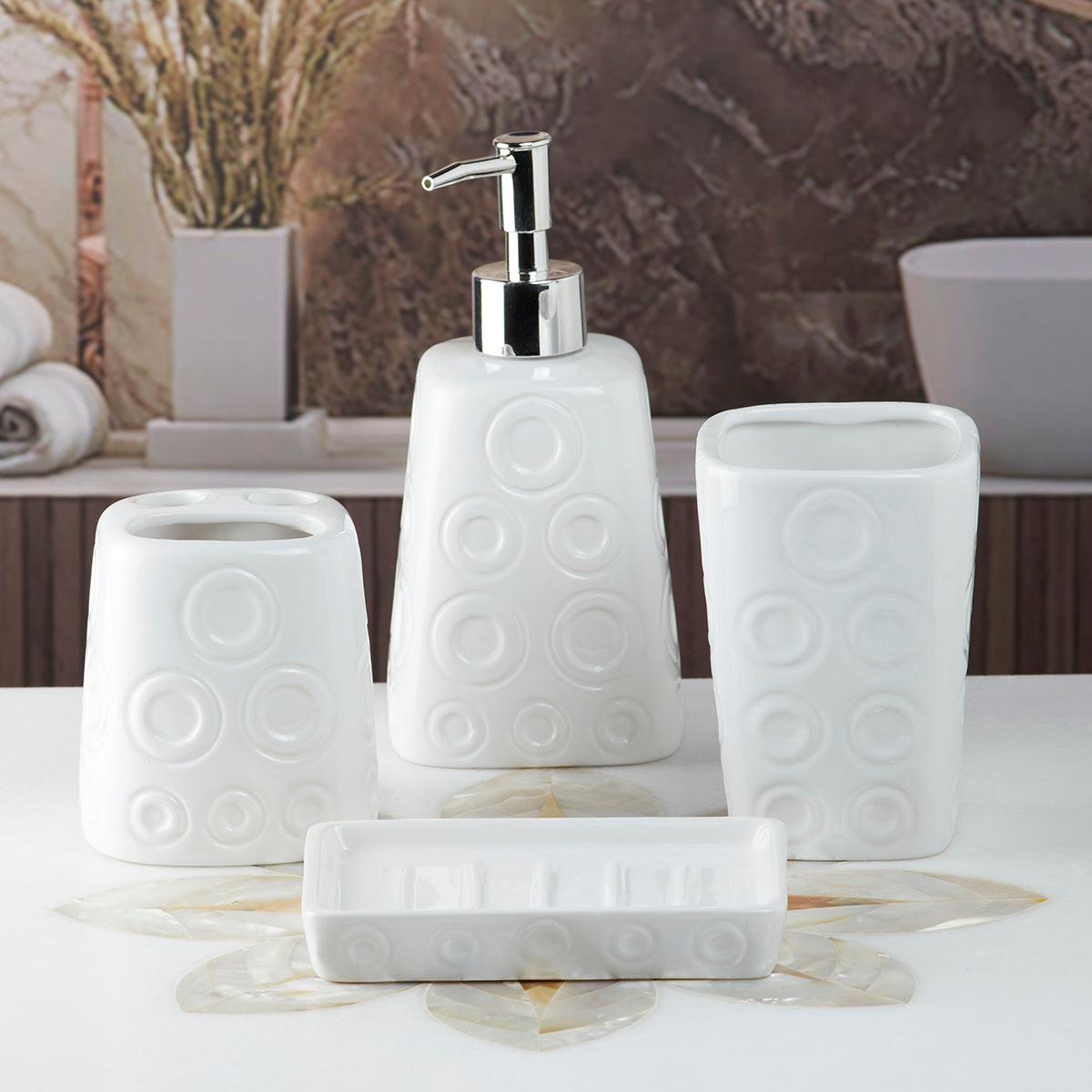 Ceramic Bathroom Accessories Set of 4 Bath Set with Soap Dispenser (8158)
