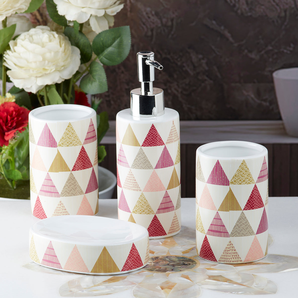 Ceramic Bathroom Accessories Set of 4 Bath Set with Soap Dispenser (8165)