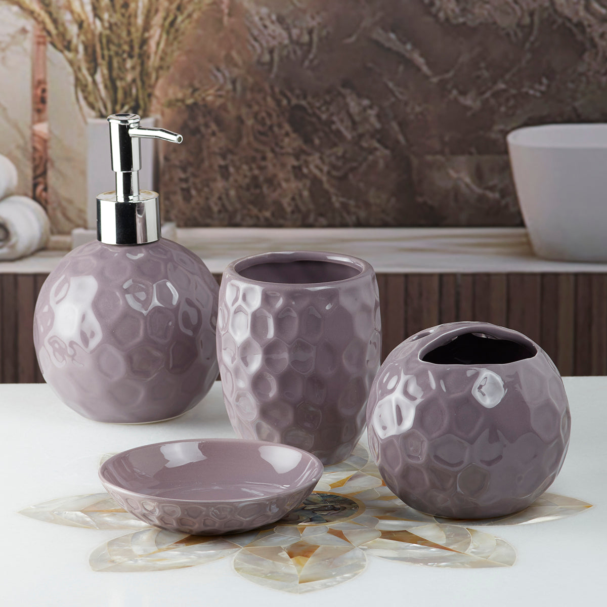 Ceramic Bathroom Accessories Set of 4 Bath Set with Soap Dispenser (8204)