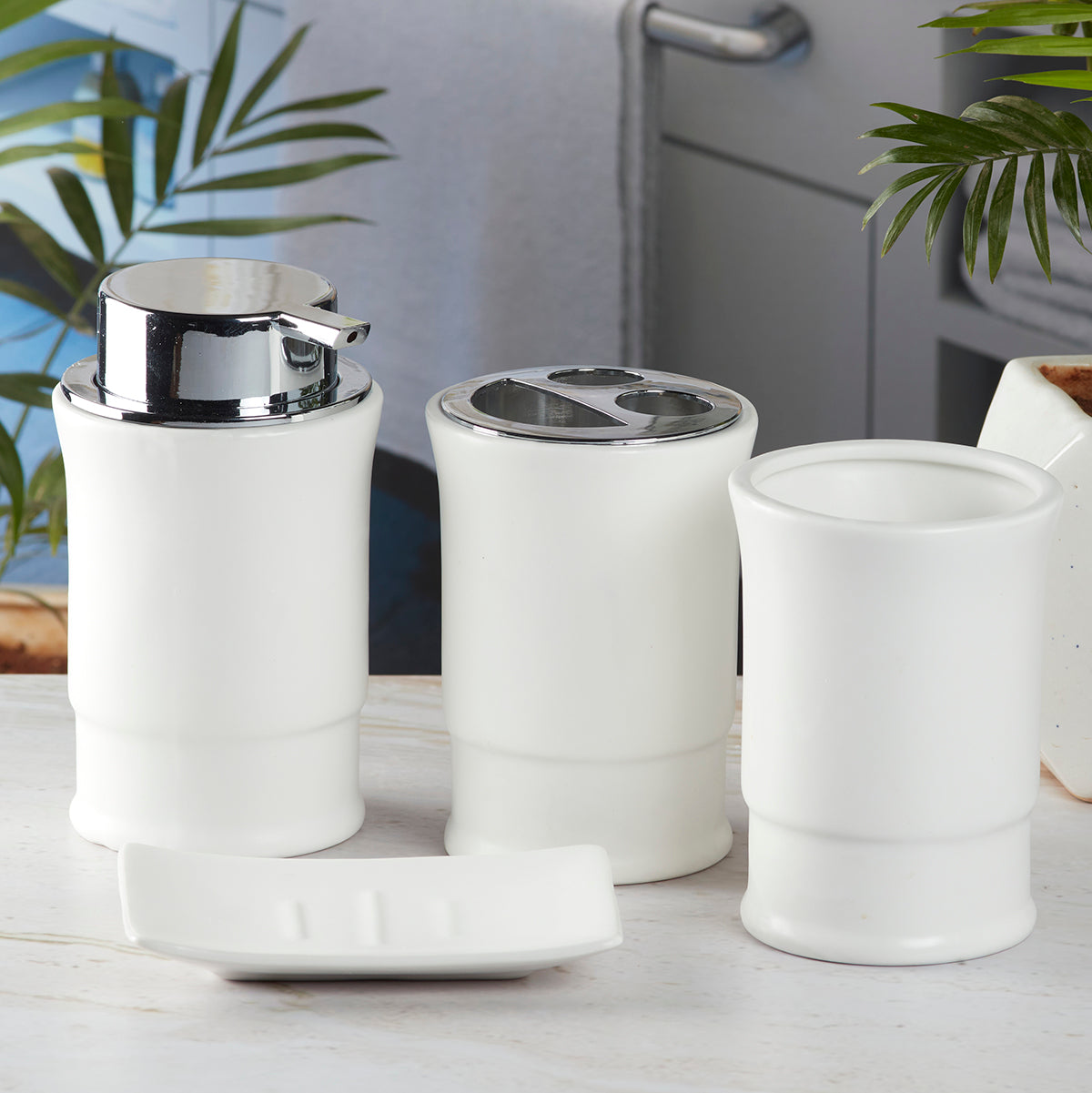 Ceramic Bathroom Accessories Set of 4 Bath Set with Soap Dispenser (8245)