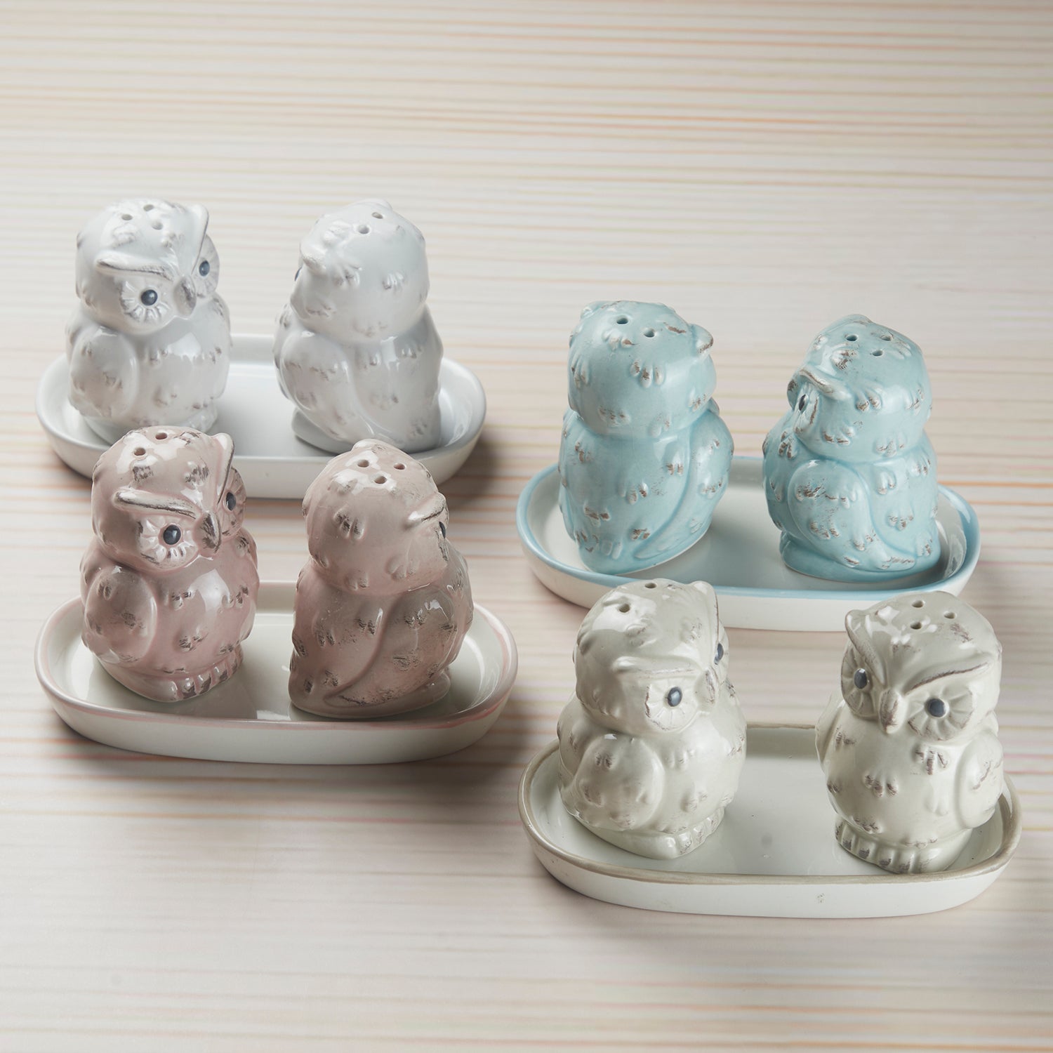 Ceramic Salt and Pepper Set with tray, Owl Design, Pink