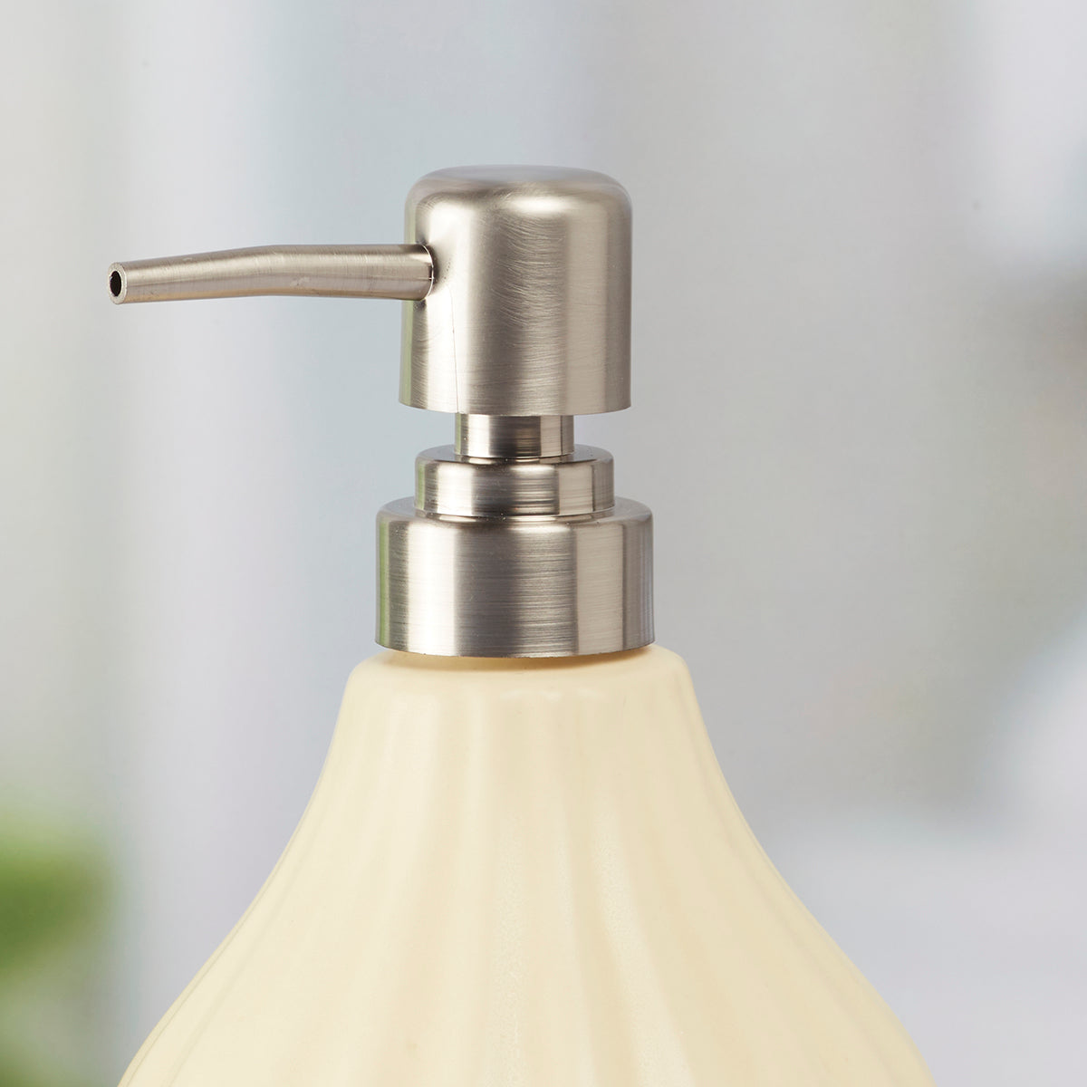 Ceramic Soap Dispenser Pump for Bathroom for Bath Gel, Lotion, Shampoo (8645)