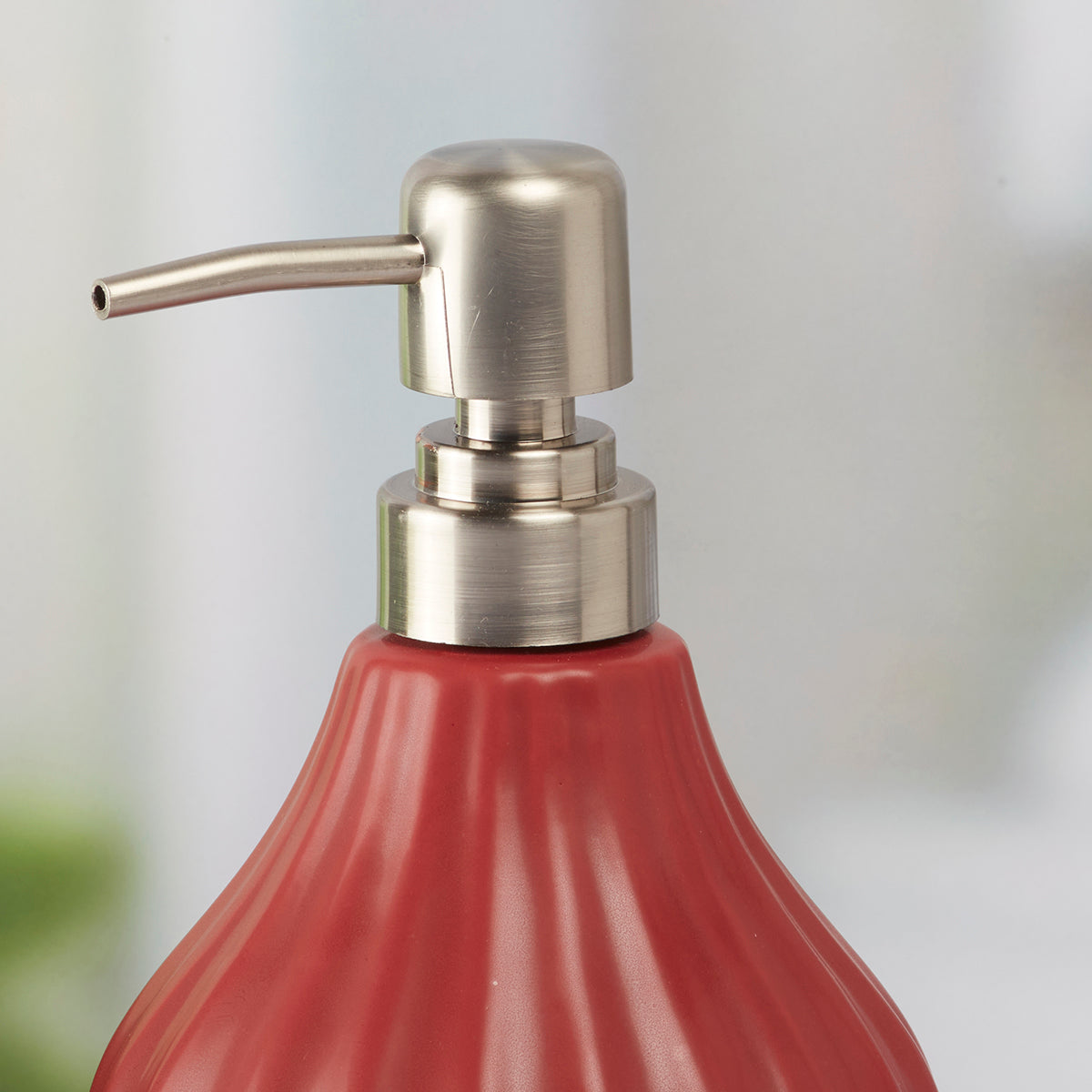 Ceramic Soap Dispenser Pump for Bathroom for Bath Gel, Lotion, Shampoo (8646)