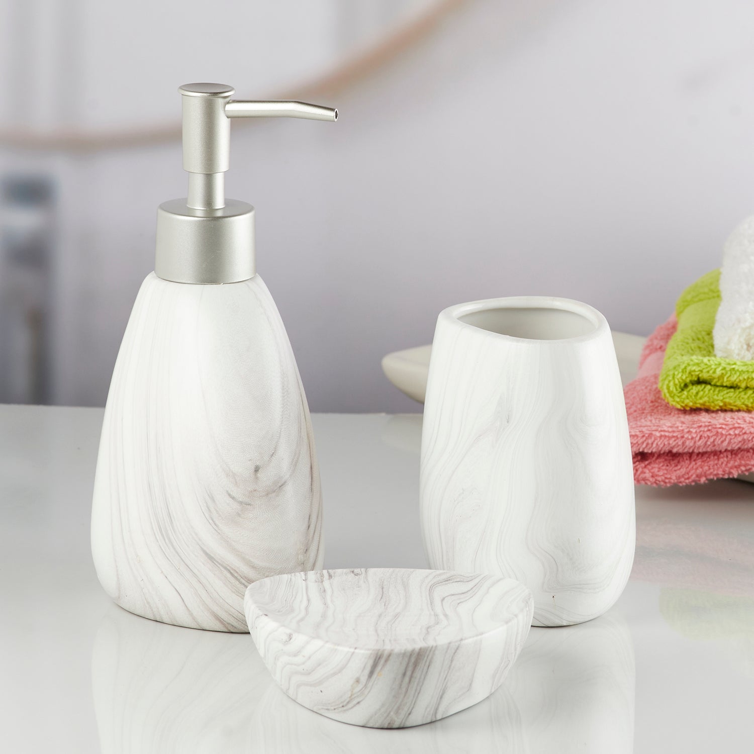 Ceramic Bathroom Accessories Set of 3 Bath Set with Soap Dispenser (9491)