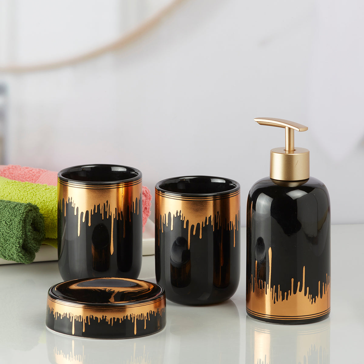 Ceramic Bathroom Accessories Set of 4 Bath Set with Soap Dispenser (9739)