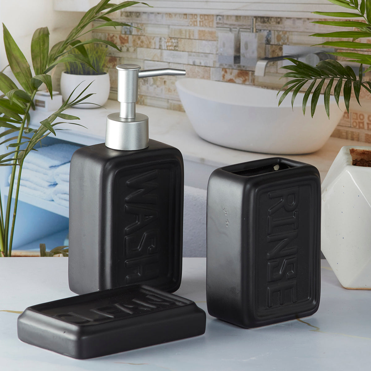 Ceramic Bathroom Accessories Set of 3 Bath Set with Soap Dispenser (9891)