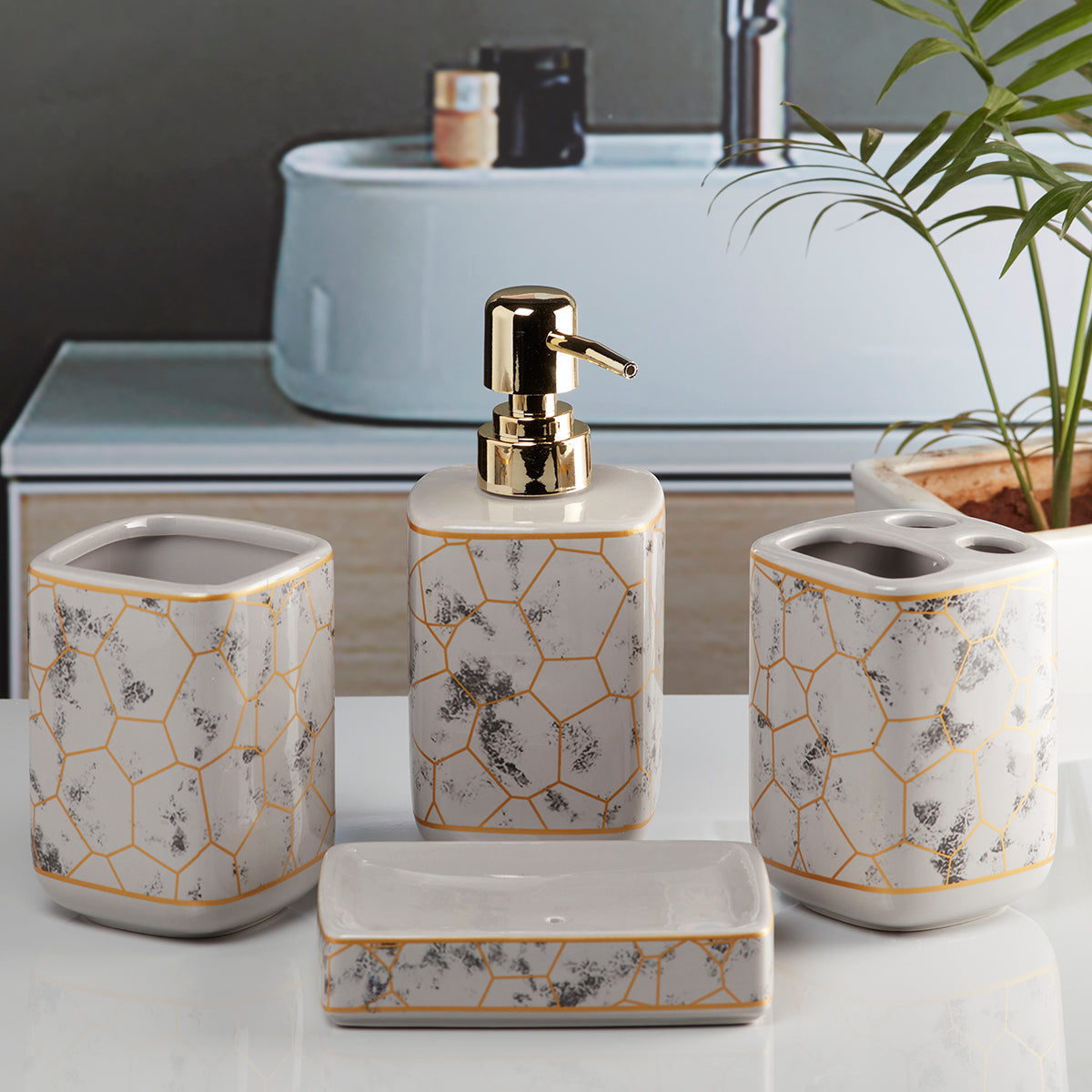 Ceramic Bathroom Accessories Set of 4 Bath Set with Soap Dispenser (9897)