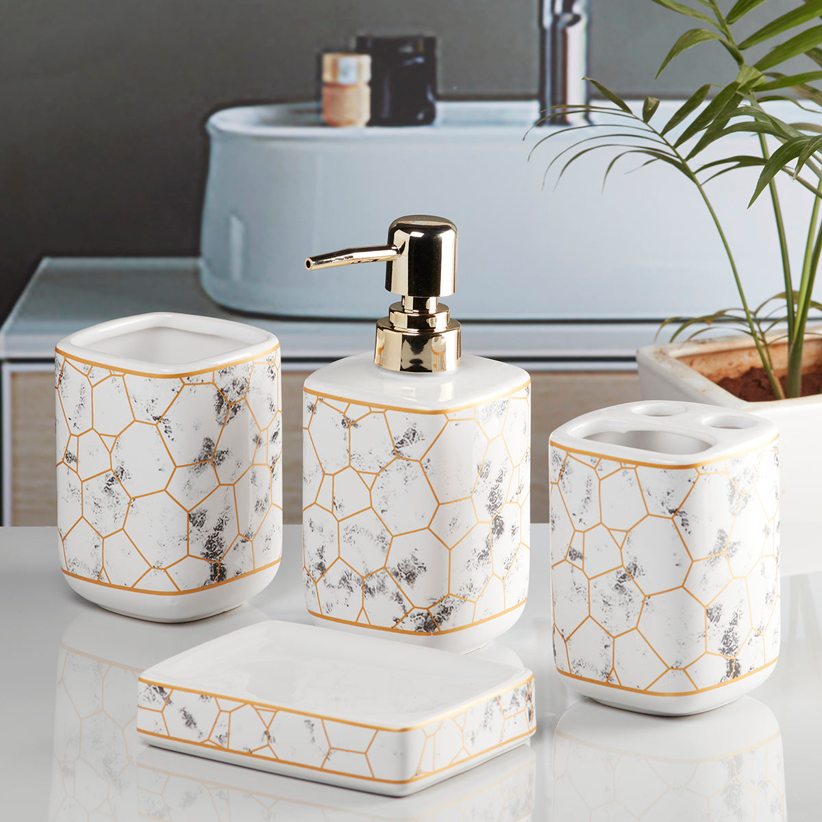 Ceramic Bathroom Accessories Set of 4 Bath Set with Soap Dispenser (9898)