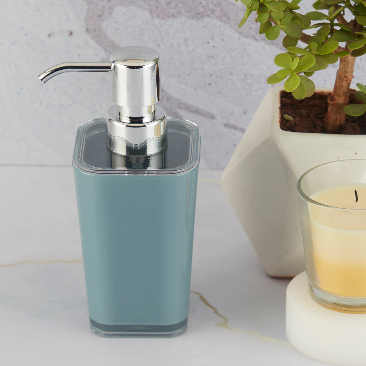 Acrylic Soap Dispenser Pump for Bathroom for Bath Gel, Lotion, Shampoo (10000)