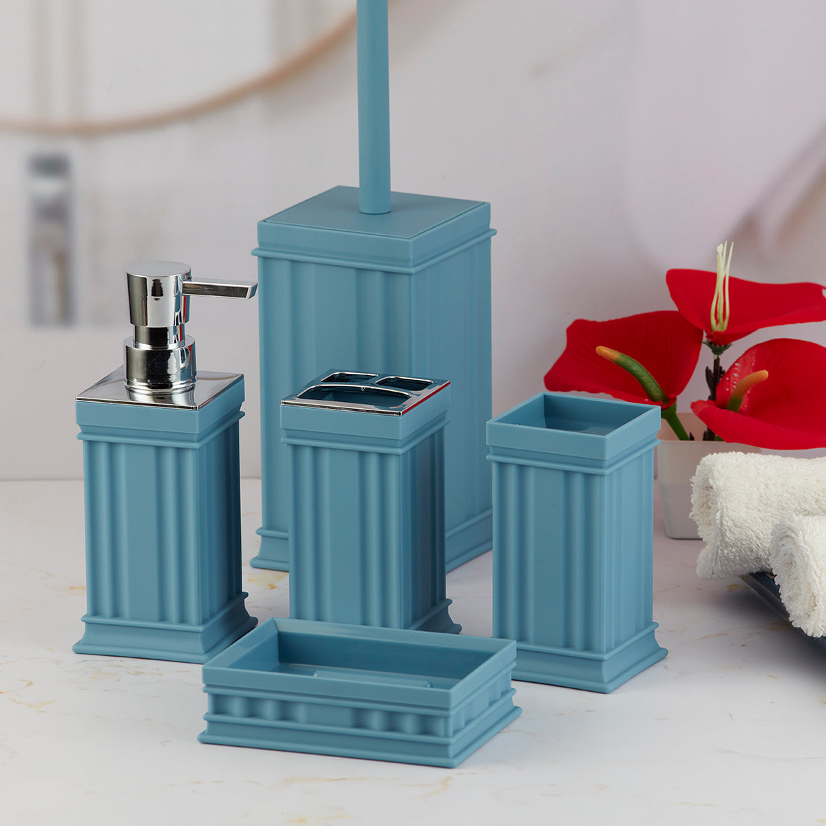 Acrylic Bathroom Accessories Set of 5 Bath Set with Soap Dispenser (10023)