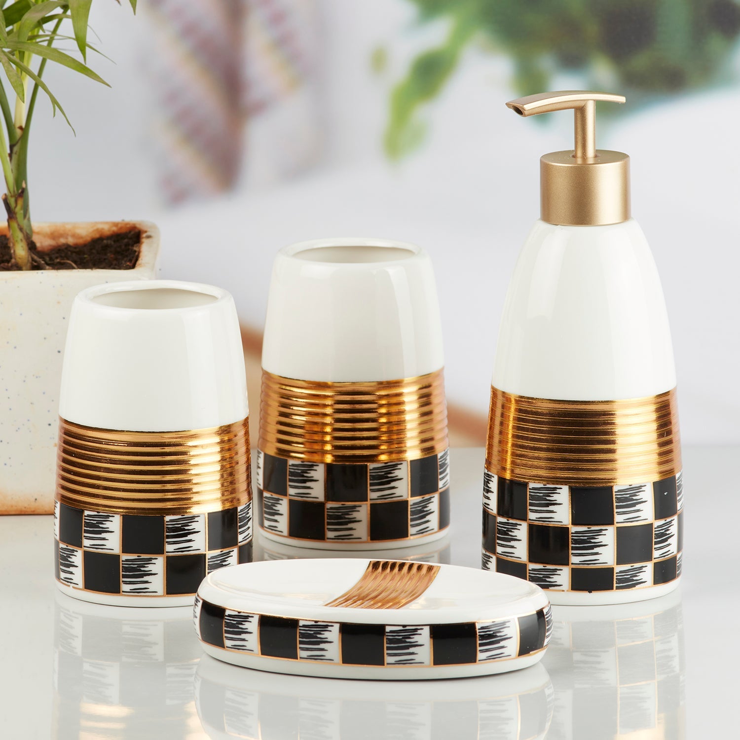Ceramic Bathroom Accessories Set of 4 Bath Set with Soap Dispenser (10081)