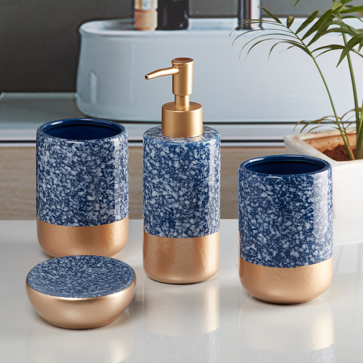 Ceramic Bathroom Accessories Set of 4 Bath Set with Soap Dispenser (10088)
