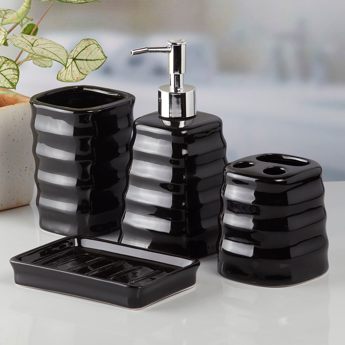 Ceramic Bathroom Accessories Set of 4 Bath Set with Soap Dispenser (10109)