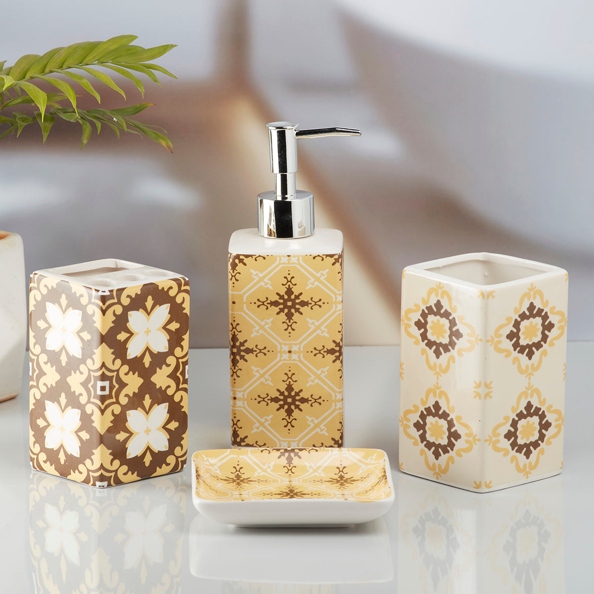 Ceramic Bathroom Accessories Set of 4 Bath Set with Soap Dispenser (10176)
